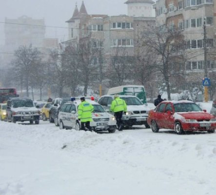 Cod Portocaliu de ninsori abundente în 11 judeţe, până duminică